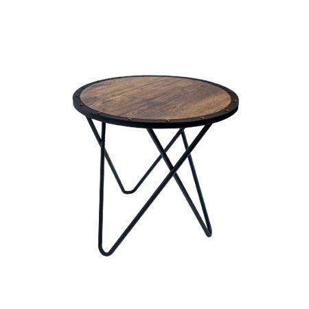 Vnější oblouk je vyroben z černé kůže odolné proti oděru. Na panelu je 20 vzorů s kotvicími hřebíky. Na vnějším obloukovém panelu jsou malé kruhové vodicí otvory obráběné CNC.